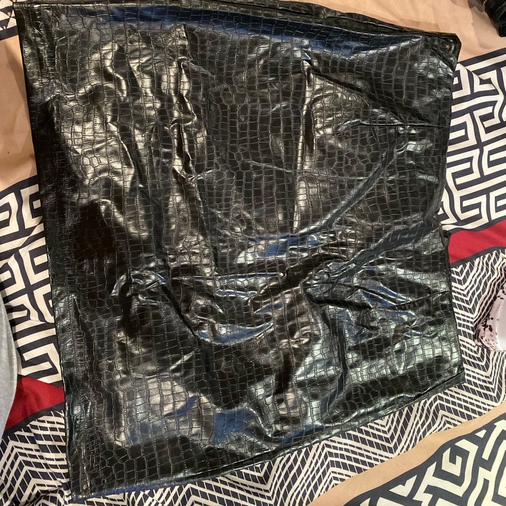 fake leather skirt
